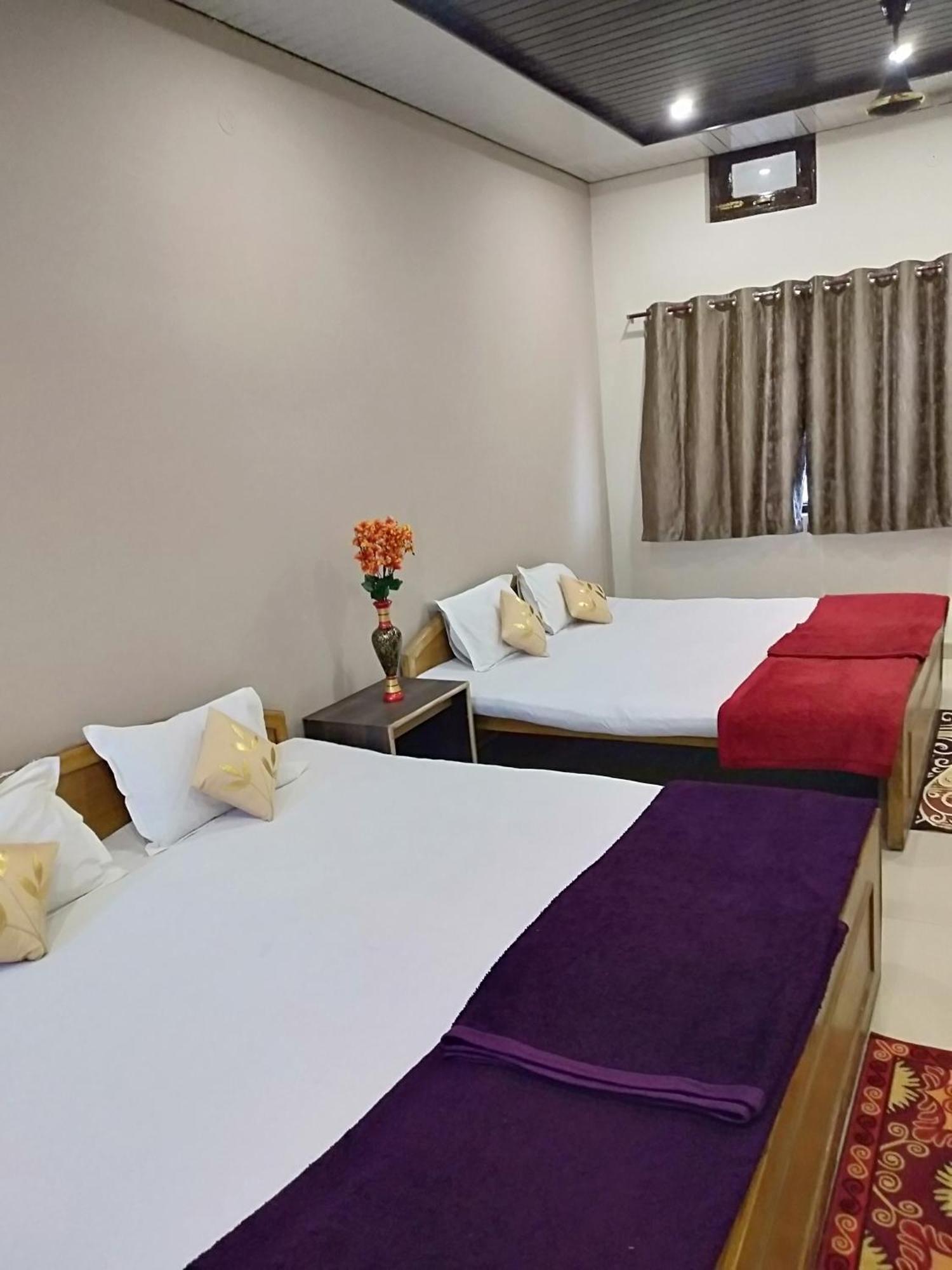 Hotel Jungle Palace Resort Umaria  Luaran gambar