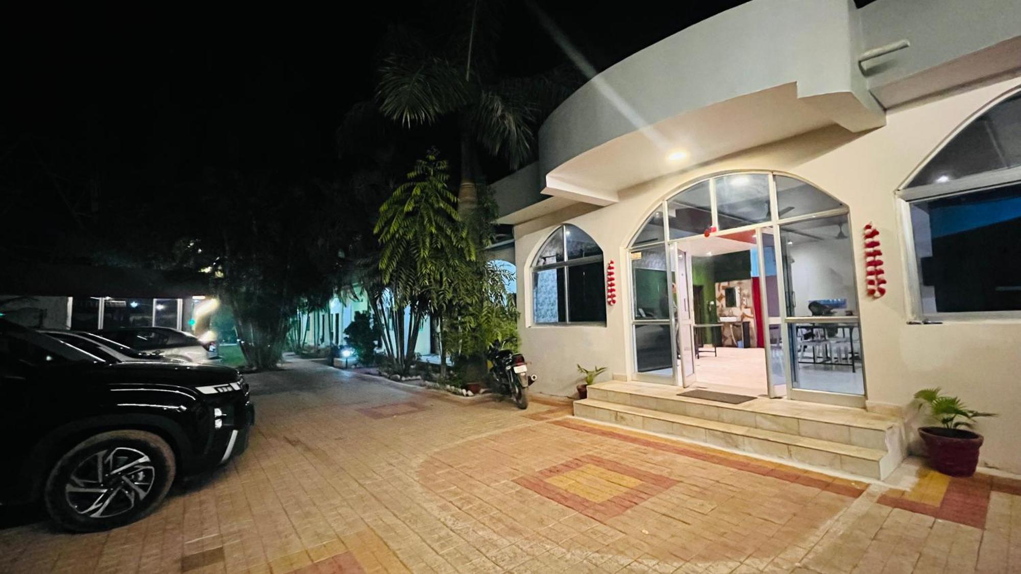 Hotel Jungle Palace Resort Umaria  Luaran gambar