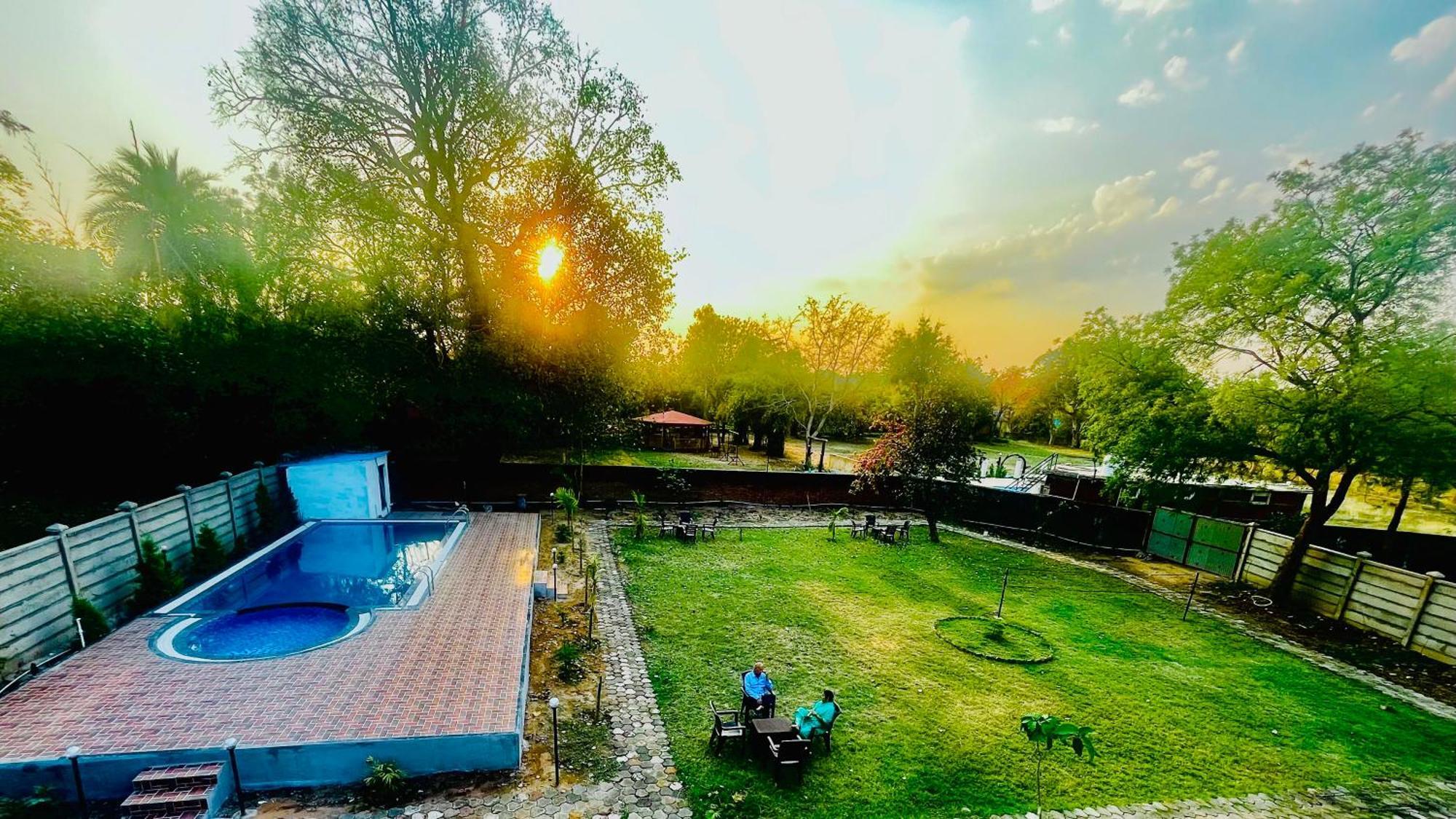 Hotel Jungle Palace Resort Umaria  Luaran gambar